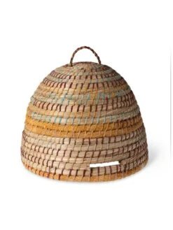 Artisan Natural Bee Skep -Gardeners Sales Store 3 4 crop 8613063 3163