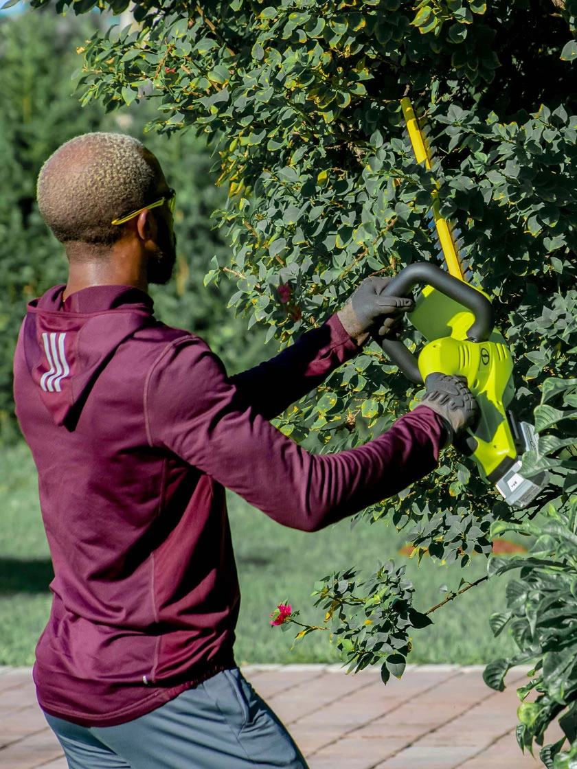 Sun Joe 24V-HT22-LTE 24-Volt ION+ Cordless Hedge Trimmer Kit | 22-Inch | W/ 2.0-Ah Battery And Charger 9 Sun Joe 24V-HT22-LTE 24-Volt ION+ Cordless Hedge Trimmer Kit | 22-Inch | W/ 2.0-Ah Battery And Charger - Image 7